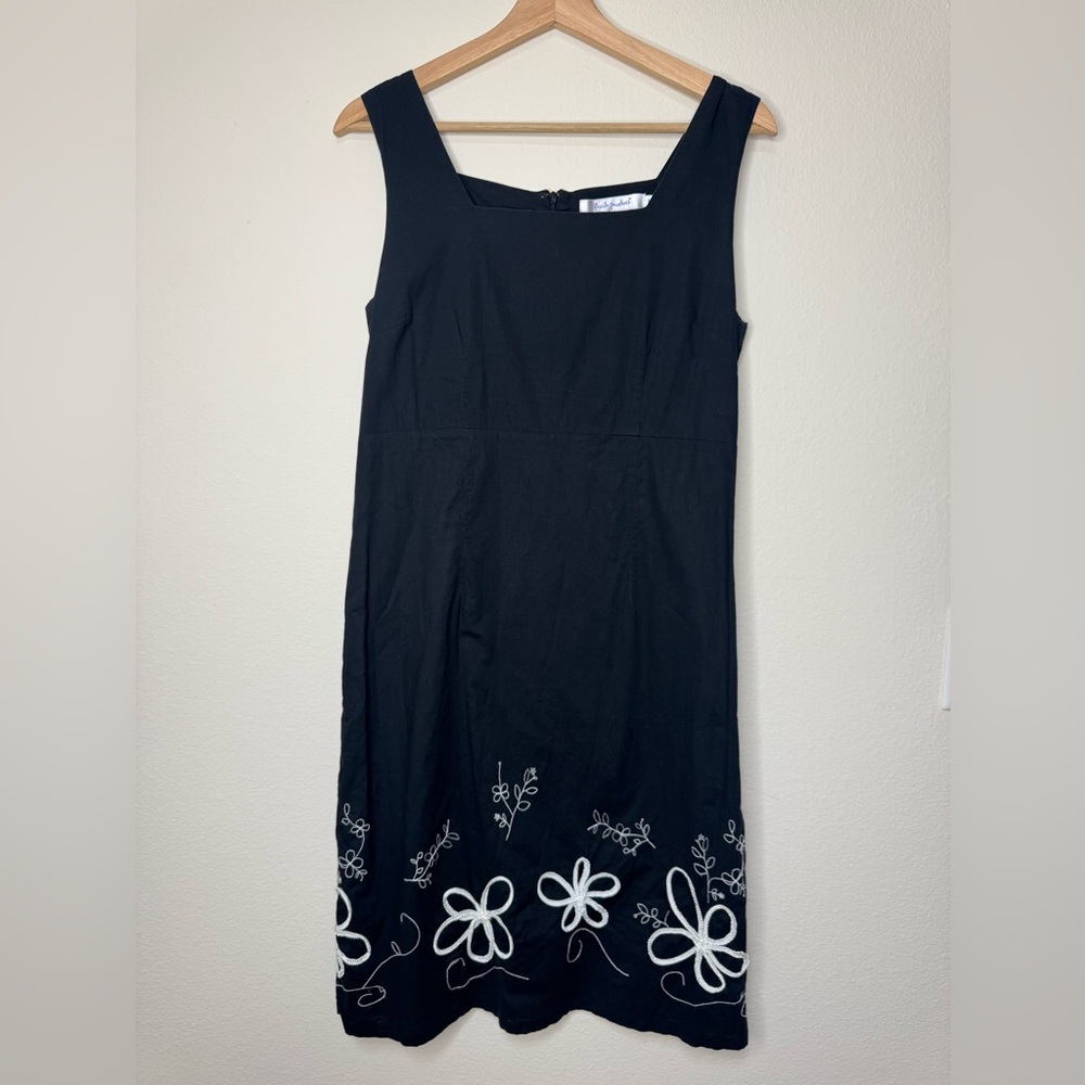 Fresh Produce Black Midi Dress with White Embroidered Flowers – Size Large